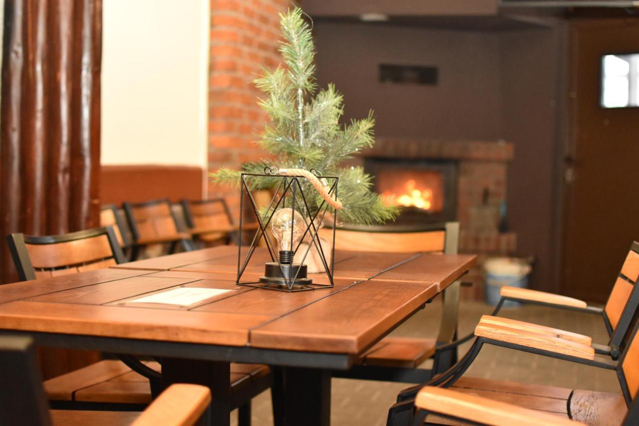 Dąbrowa Górnicza Hotel Dabrowiak מראה חיצוני תמונה
